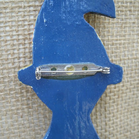 Vintage Handmade Carved Wood Parrot Pin - Picture 5 of 16